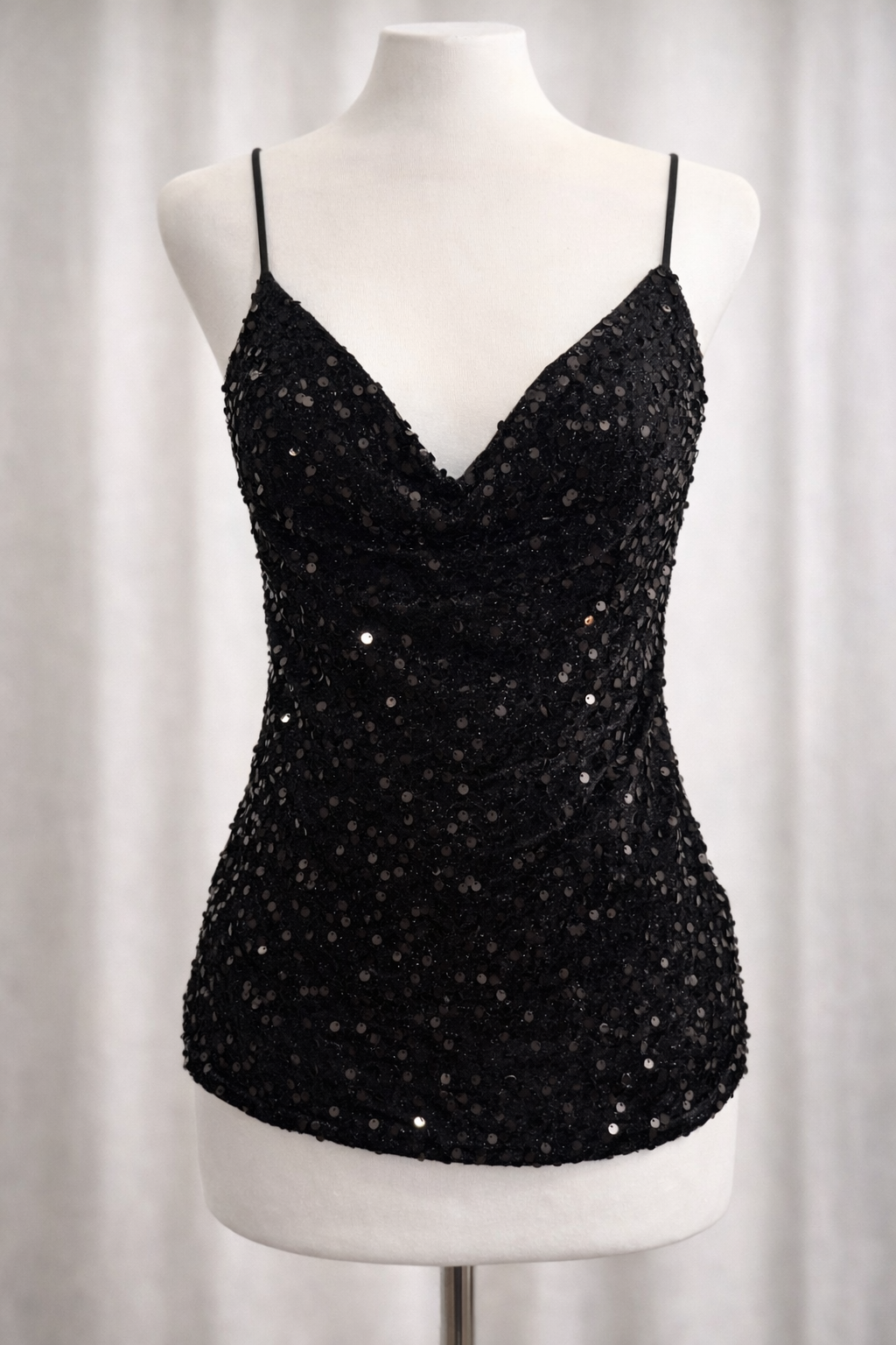 Caraco noir en velours à sequins – Haut chic et glamour femme